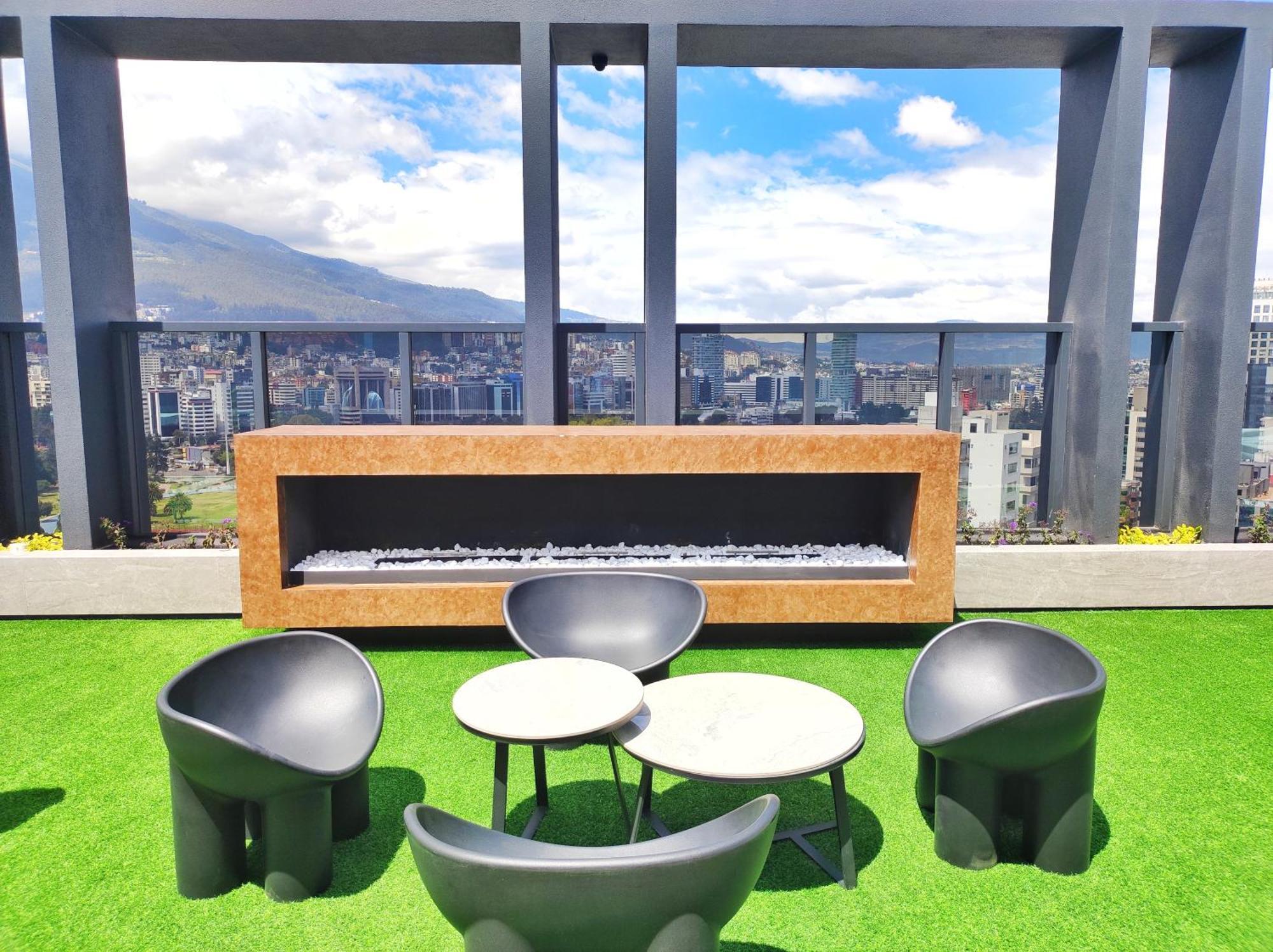 Republica Del Salvador Coliving Ecuador Xoe Apartment Quito Exterior photo